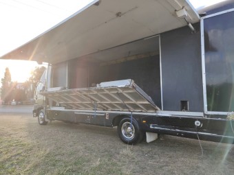 Hino FD Superhawk 550 Ex Military Truck