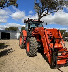 2021 Kubota M7132 Deluxe Tractor with Loader
