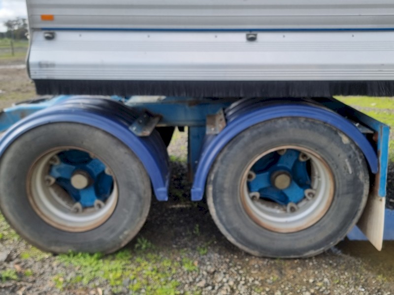Road Train Dolly Farm Tender
