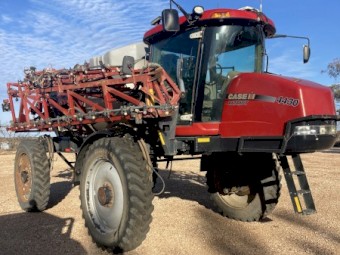 2012 Case IH 4430 Patriot SP Boom Spray