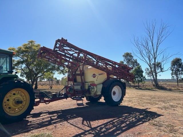 Hardi 6036 Commander SII Trailing Boom Spray