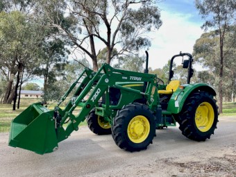 John Deere 5055E Tractor