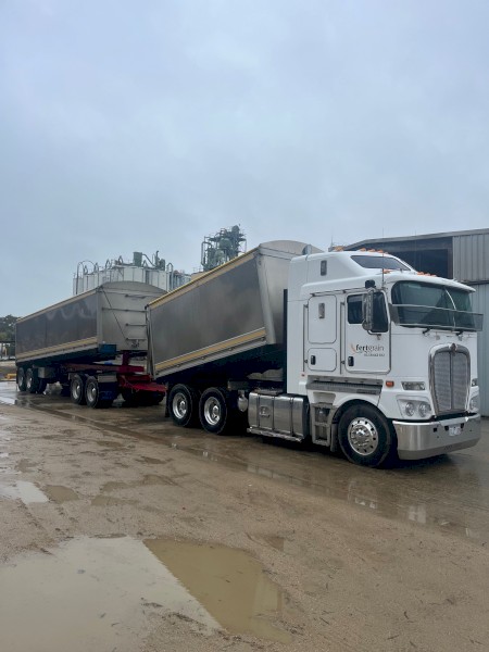 2018 Kenworth K200 Prime Mover with 2018 Hercules Quad Dog Trailer