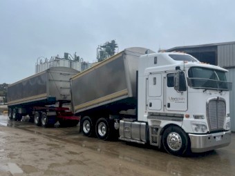 2018 Kenworth K200 Prime Mover with 2018 Hercules Quad Dog Trailer
