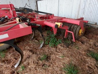 2012 Vaderstad TD400 Multi-Purpose Cultivator