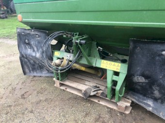 Amazone 1501 spreader