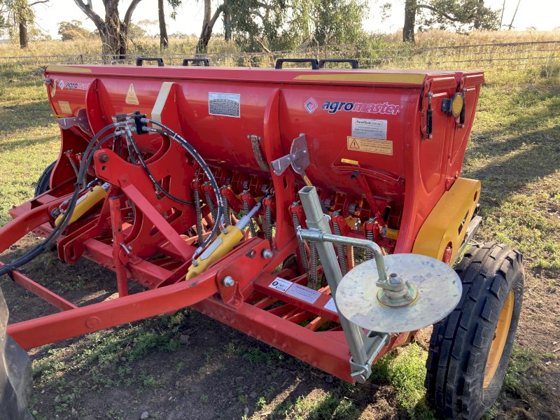 18 Run Agromaster Disc Seeder