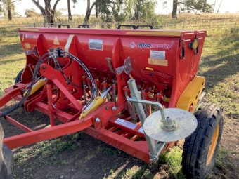 18 Run Agromaster Disc Seeder
