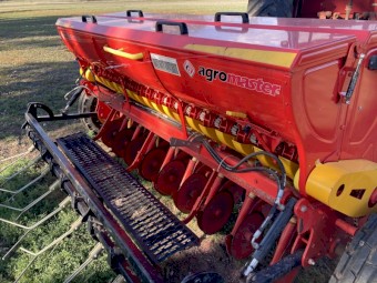 18 Run Agromaster Disc Seeder