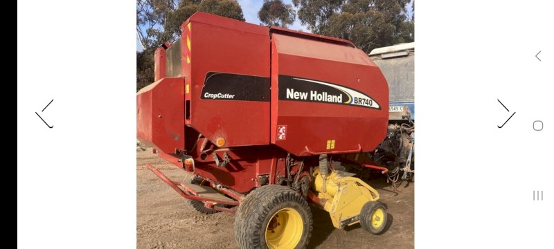 2003 New Holland BR 740 Round Baler