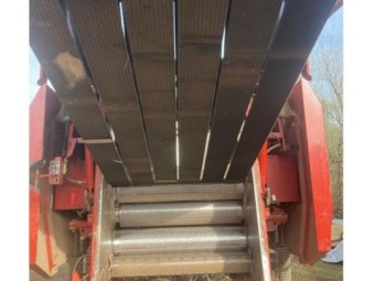 2003 New Holland BR 740 Round Baler