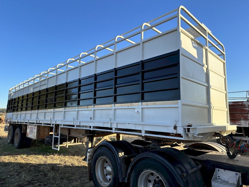 1980 Haulmark Trailer 40ft Single Deck Cattle Crate
