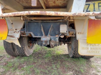 Mitsubishi FM 215 tipper