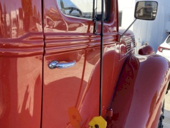 1941 V8 Ford Jailbar