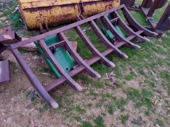 Scrub Rake - 1800mm Wide