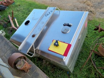 Square Stainless Steel Milk Vat - 950 Litres