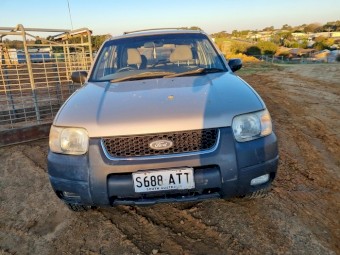 2003 Ford Escape - Spares or Repairs