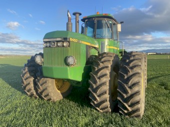 John Deere 8450 Tractor