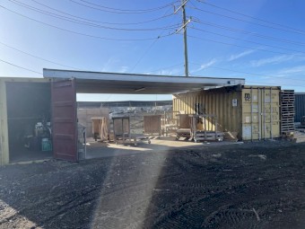 Workshop with 3 phase power