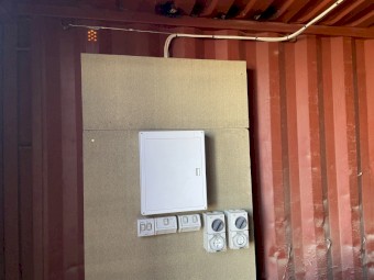 Workshop with 3 phase power