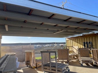 Workshop with 3 phase power