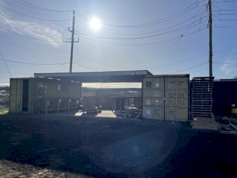 Workshop with 3 phase power