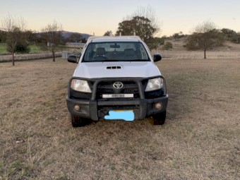 Toyota Hilux SR 3.0 L
