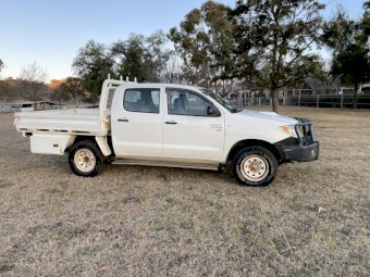 Toyota Hilux SR 3.0 L