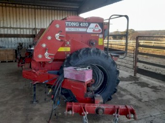 2019 SEMEATO TDNG 420 DOUBLE DISC SEED DRILL