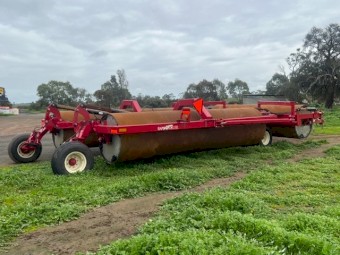 2022 Rapid Roller RR4240 Landroller