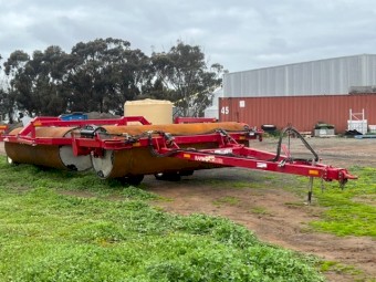 2022 Rapid Roller RR4240 Landroller