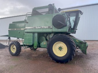 John Deere 7720 Harvester with 24ft finger tyne reel front on Leith trailer plus spare 7720 and two fronts for parts