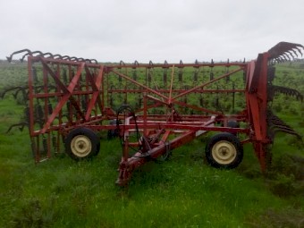 35' Napier bar cultivator.