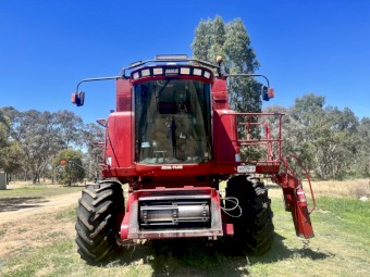 1997 Case IH 2188 Header with Front and Trailer