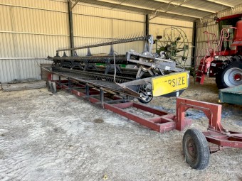 1997 Case IH 2188 Header with Front and Trailer