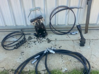 2008 Challenge 4421XXW Front End Loader