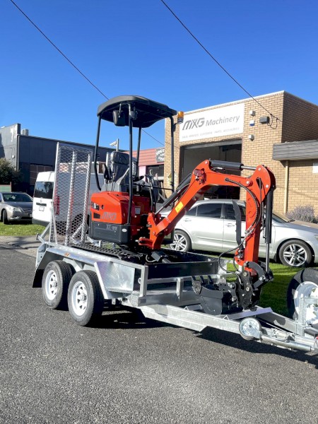 2023 MXG XE18SE(1750KG) Excavator + Attachments package plus plant trailer with 4 wheel electrical brakes (Hot Sale Bundle)