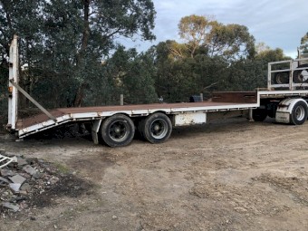 Fruehauf Bogie Drop Deck 11.5 metre.