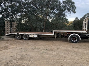 Fruehauf Bogie Drop Deck 11.5 metre.