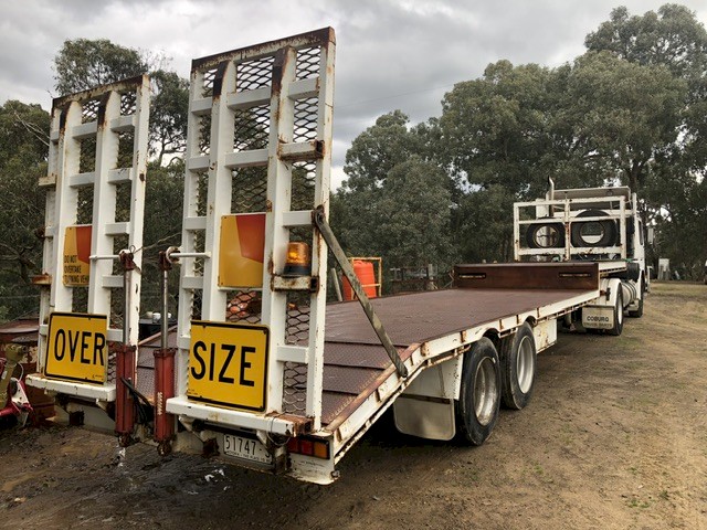 Fruehauf Bogie Drop Deck 11.5 metre.
