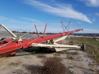 2020 Farm King 1395 Swing Away Auger