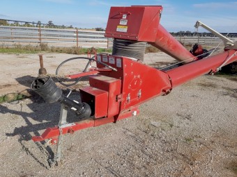 2020 Farm King 1395 Swing Away Auger