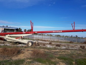 2020 Farm King 1395 Swing Away Auger
