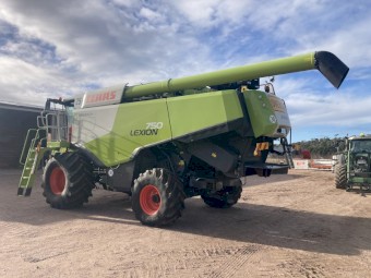 2012 Claas Lexion 750 Header
