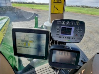 2013 John Deere 4940 Sprayer