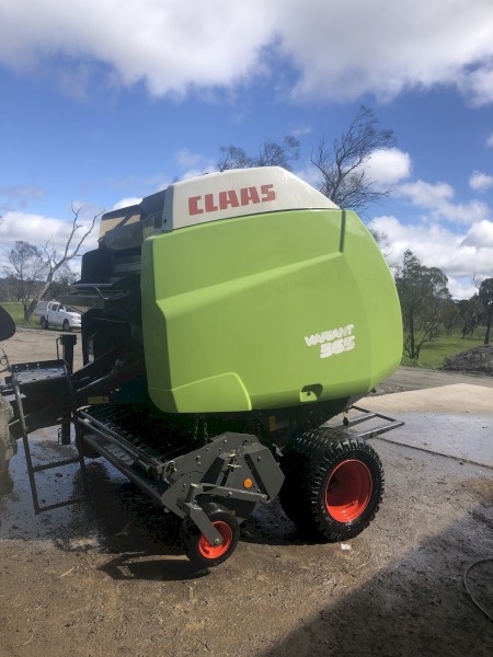 Claas Variant 365 Baler
