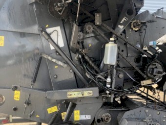 Claas Variant 365 Baler