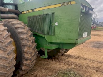 John Deere 8960