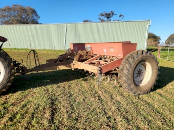 International 511 Combine 24 run