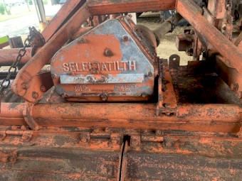 90’ Howard Rotary Hoe with front Rippers 